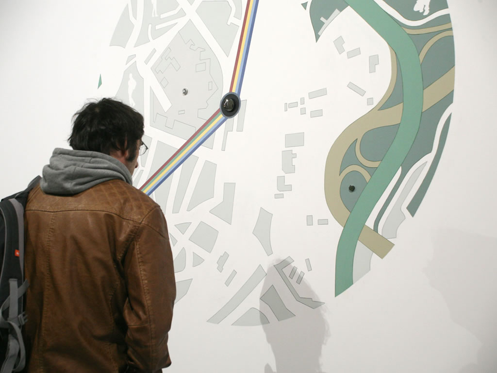 H dias, pela manh, em que saio de tarde para chegar  noite, 2015